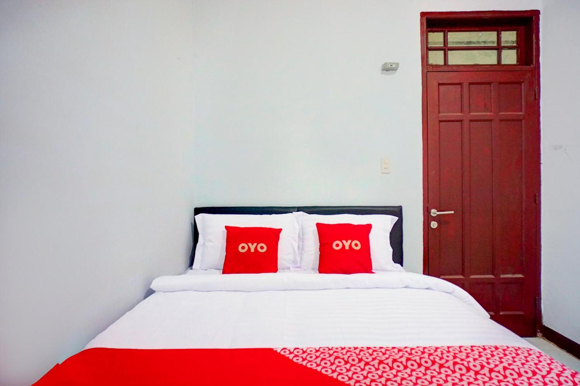 Hotel O Krakatau Near Universitas Muhammadiya Sumatra Utara Umsu Medan Extérieur photo