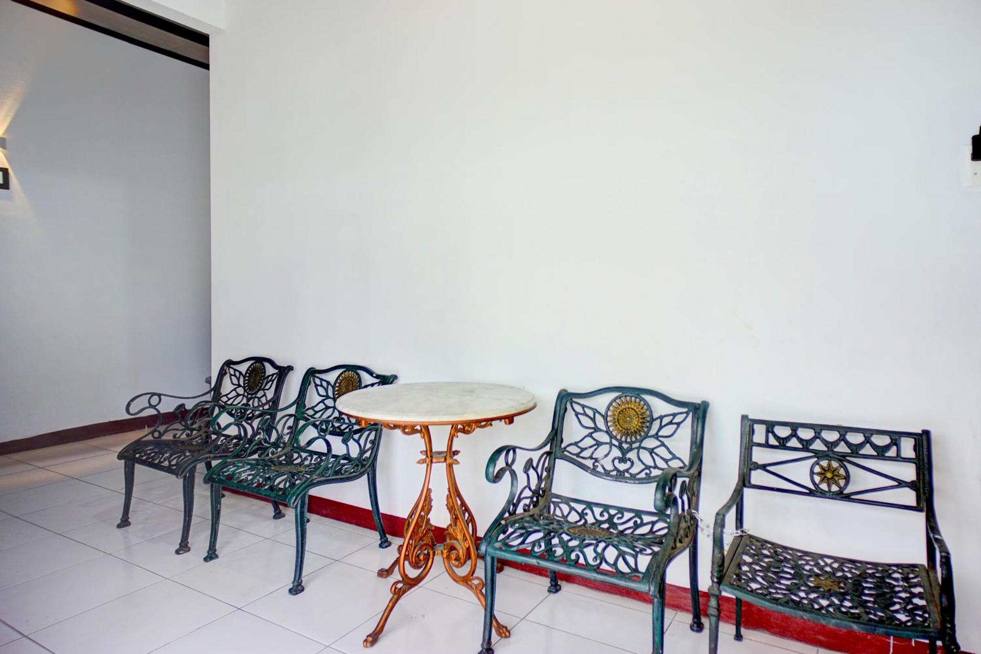 Hotel O Krakatau Near Universitas Muhammadiya Sumatra Utara Umsu Medan Extérieur photo